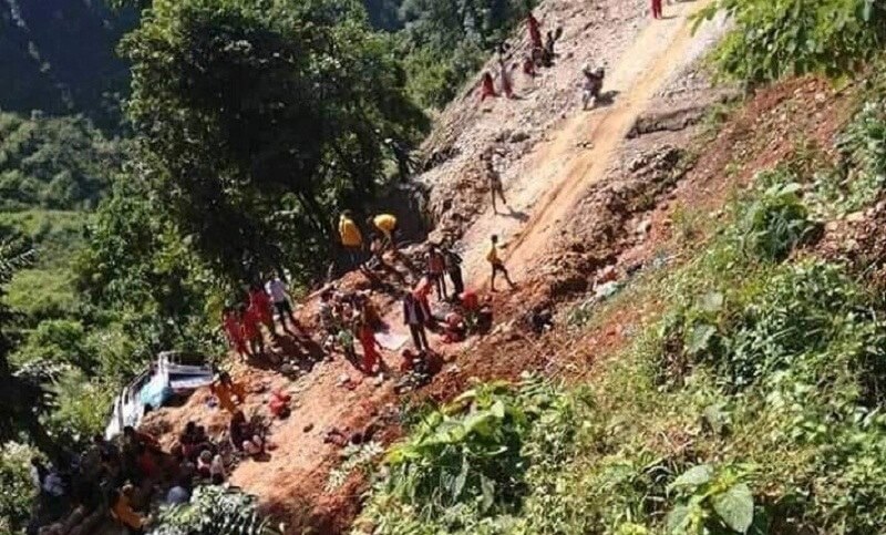 सिन्धुपाल्चोकमा बस दुर्घटना हुँदा मृत्यु हुने बढे