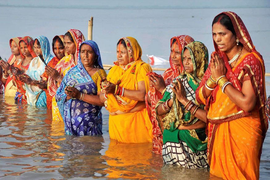 छठको दोस्रो दिन खरना विधि गरिँदै