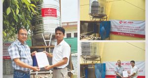 एनआईसी एशिया बैंकद्वारा विद्यालयलाई खानेपानी सामग्री हस्तान्तरण