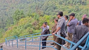 ऊर्जा मन्त्री श्रेष्ठद्वारा कुलेखानी जलविद्युत् ड्यामको निरीक्षण